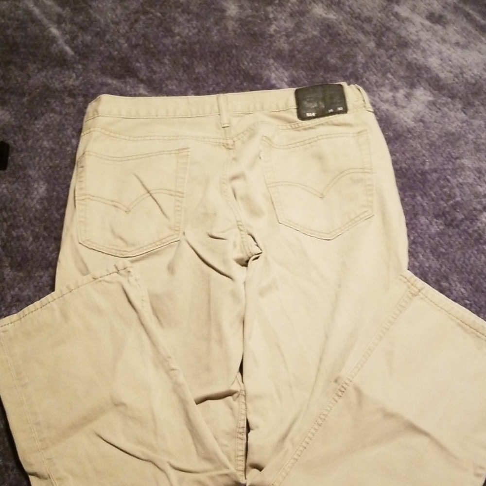 Khaki colored Levi 514's